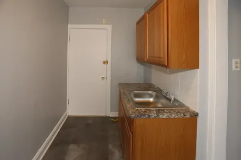 4602 North Beacon Street Chicago IL 60640