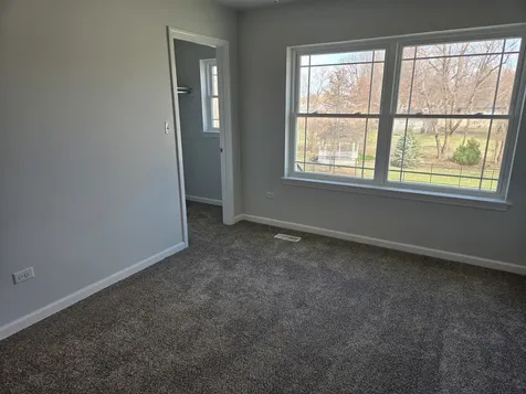 4 Joseph Court Midlothian IL 60445