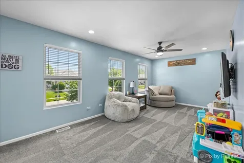 1013 Mountain View Drive Joliet IL 60432
