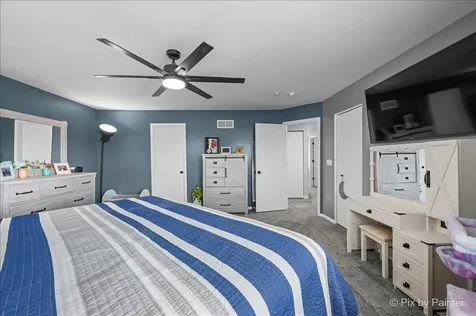 1013 Mountain View Drive Joliet IL 60432