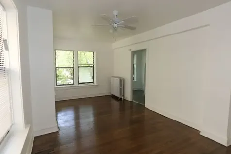 4600 North Beacon Street Chicago IL 60640