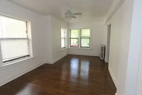 4600 North Beacon Street Chicago IL 60640