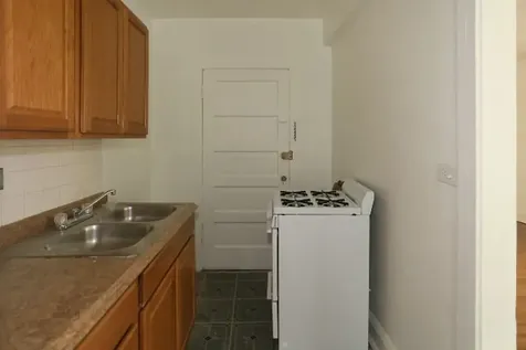 4600 North Beacon Street Chicago IL 60640
