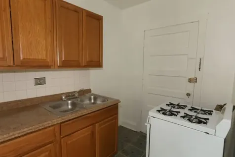 4600 North Beacon Street Chicago IL 60640