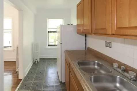 4600 North Beacon Street Chicago IL 60640