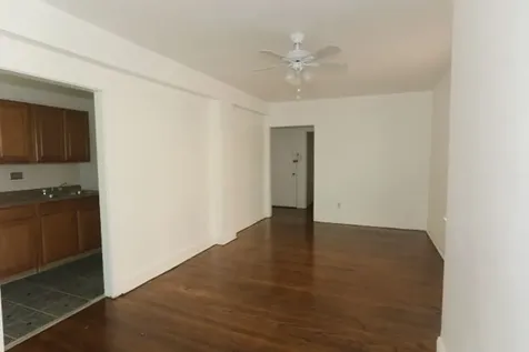 4600 North Beacon Street Chicago IL 60640