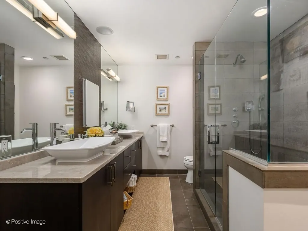 800 North Michigan Avenue Chicago IL 60611