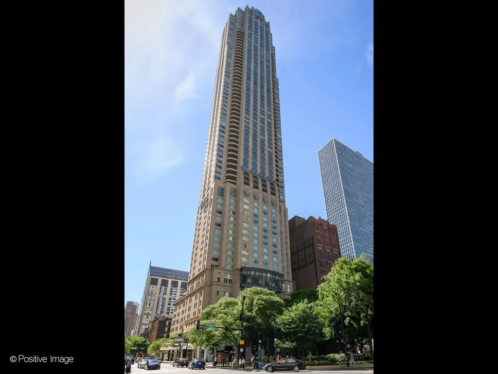 800 North Michigan Avenue Chicago IL 60611