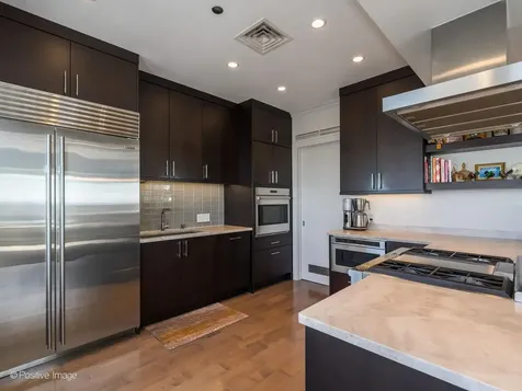 800 North Michigan Avenue Chicago IL 60611