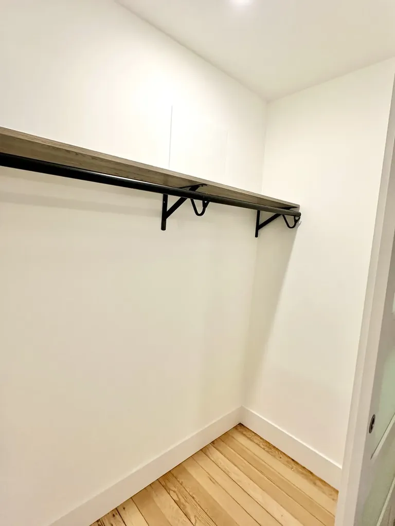 8325 West Forest Preserve Avenue Chicago IL 60634