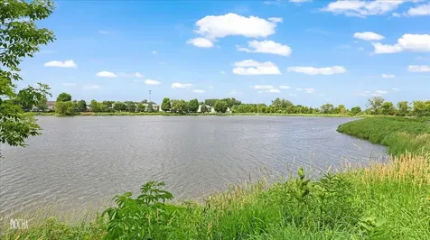 2582 Carlisle Lane Hampshire IL 60140