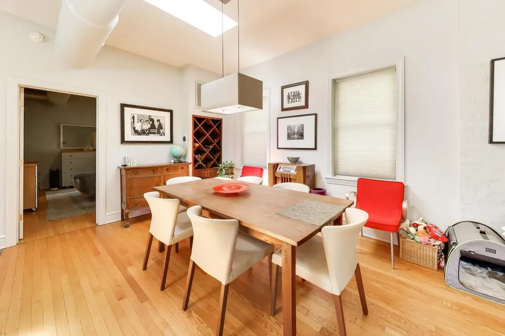 614 North Ashland Avenue Chicago IL 60622