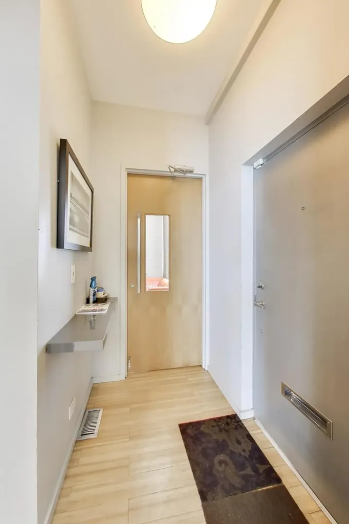 614 North Ashland Avenue Chicago IL 60622