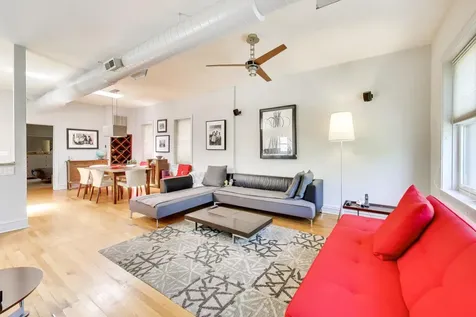614 North Ashland Avenue Chicago IL 60622