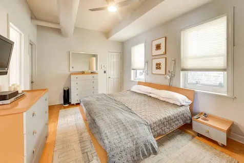 614 North Ashland Avenue Chicago IL 60622