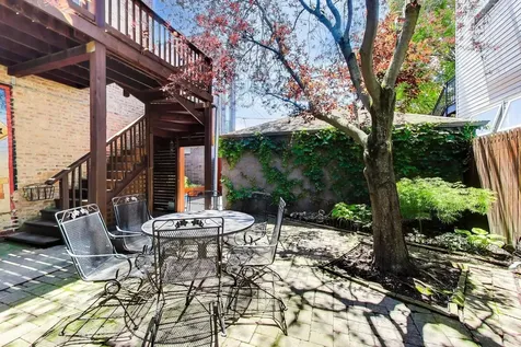 614 North Ashland Avenue Chicago IL 60622