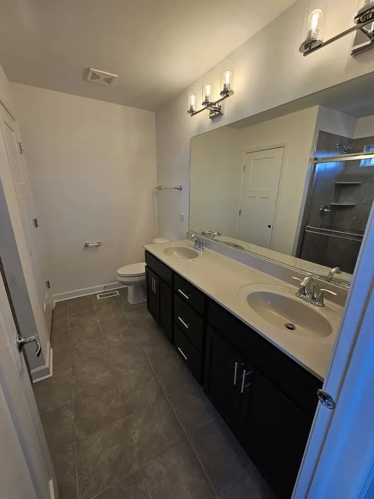 334 North Masters Drive Addison IL 60101