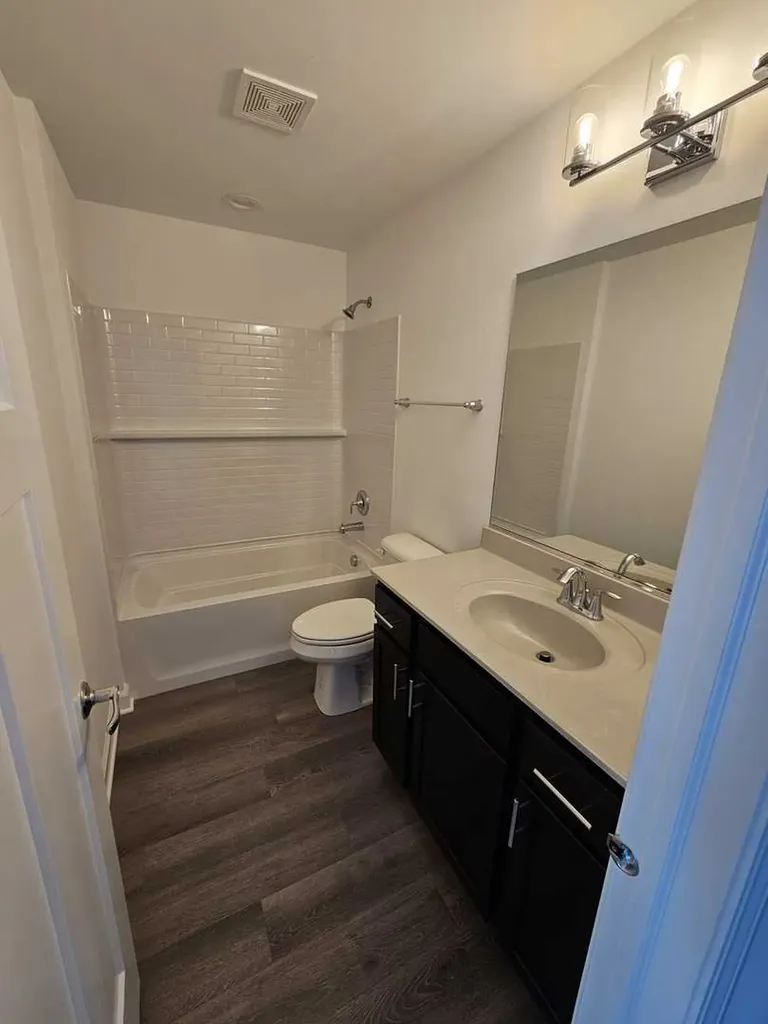 334 North Masters Drive Addison IL 60101