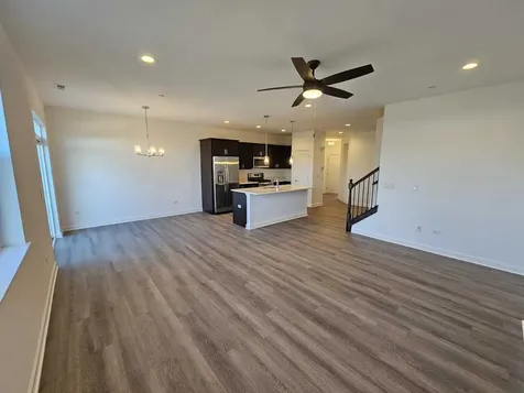 334 North Masters Drive Addison IL 60101