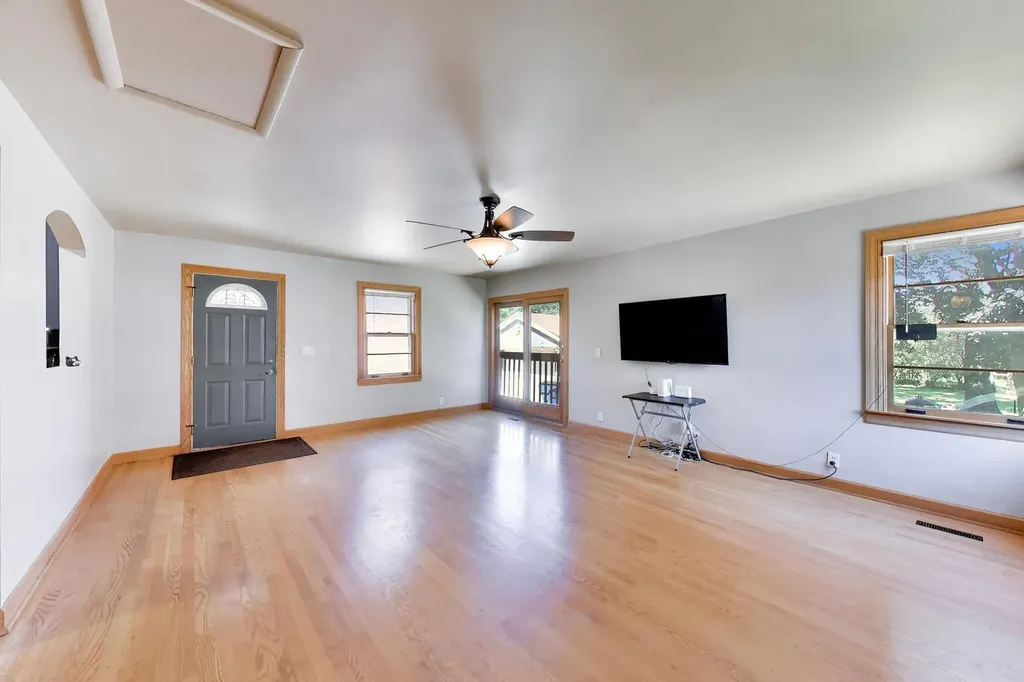 479 North Elm Avenue Elmhurst IL 60126