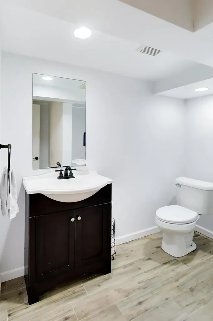479 North Elm Avenue Elmhurst IL 60126