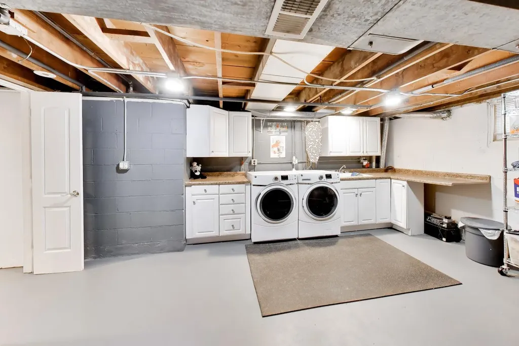 479 North Elm Avenue Elmhurst IL 60126
