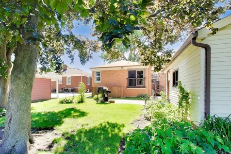 479 North Elm Avenue Elmhurst IL 60126