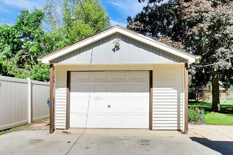 479 North Elm Avenue Elmhurst IL 60126