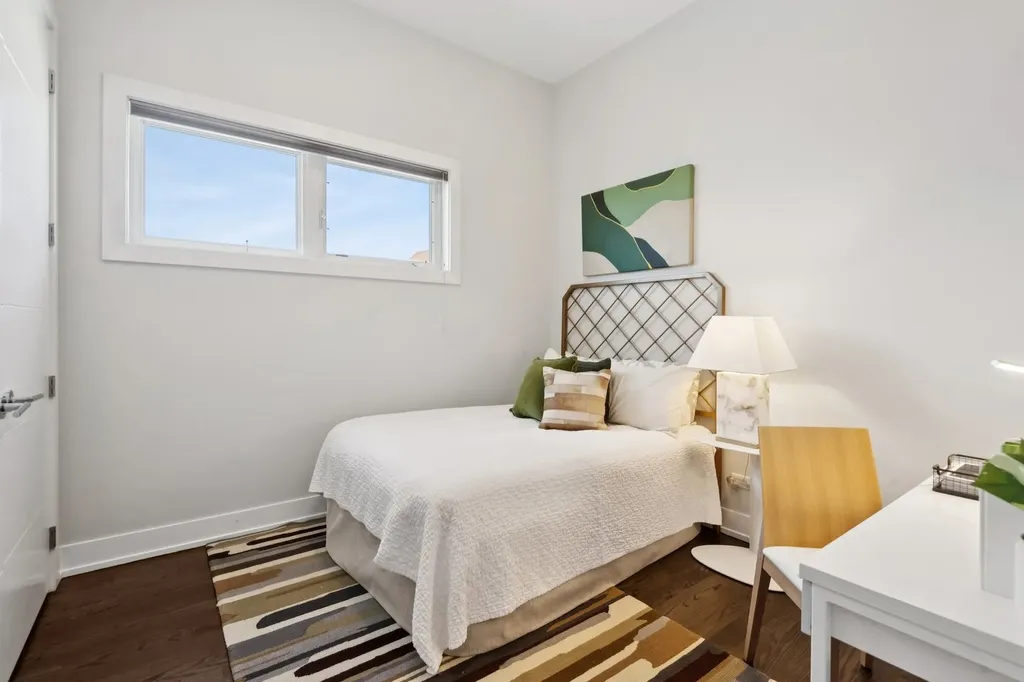 854 North May Street Chicago IL 60642