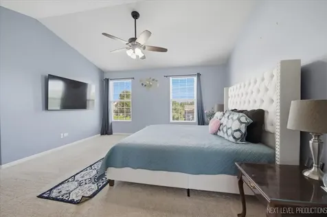 2427 Emerald Lane Yorkville IL 60560