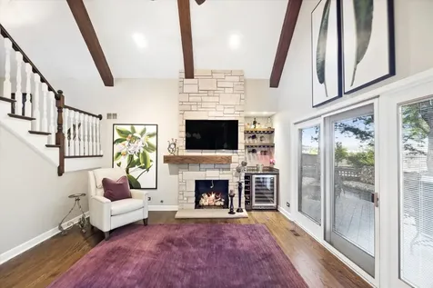 9 Tartan Road Burr Ridge IL 60527