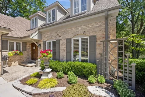 9 Tartan Road Burr Ridge IL 60527
