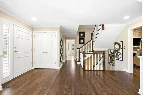 9 Tartan Road Burr Ridge IL 60527