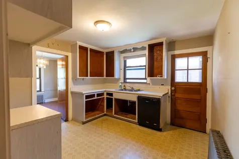3743 South Highland Avenue Berwyn IL 60402
