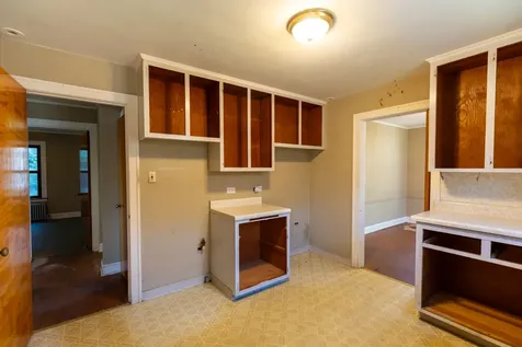 3743 South Highland Avenue Berwyn IL 60402