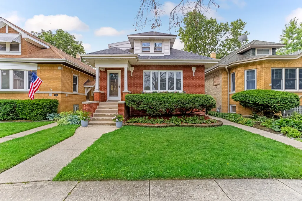6705 North Olympia Avenue N Chicago IL 60631