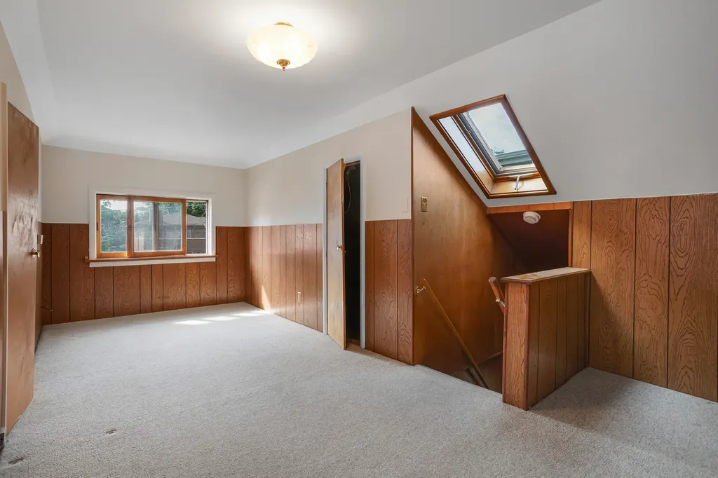 6705 North Olympia Avenue N Chicago IL 60631