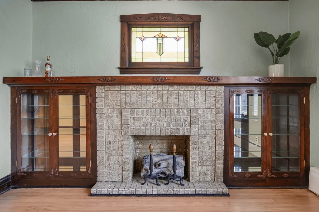 6705 North Olympia Avenue N Chicago IL 60631