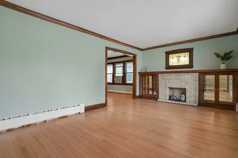 6705 North Olympia Avenue N Chicago IL 60631