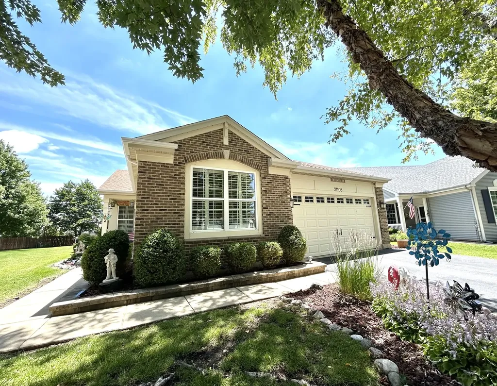 21105 Silver Moon Lake Way Crest Hill IL 60403