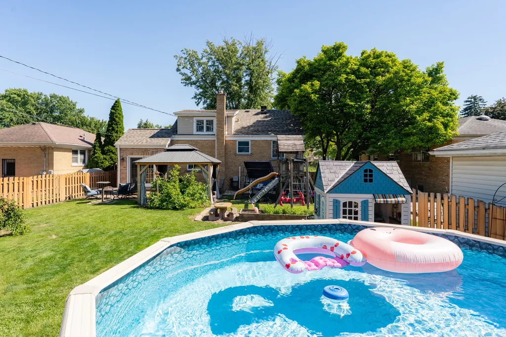 9024 30TH Street Brookfield IL 60513