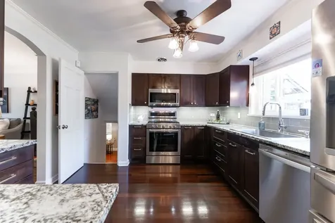 9024 30TH Street Brookfield IL 60513