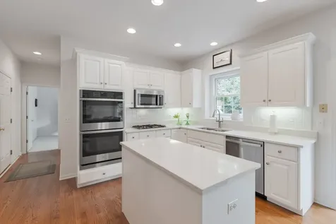 1231 Keim Court Geneva IL 60134