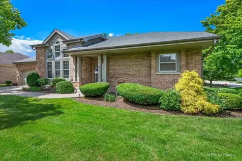 303 Torrington Drive Bloomingdale IL 60108