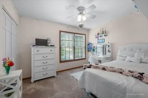 303 Torrington Drive Bloomingdale IL 60108