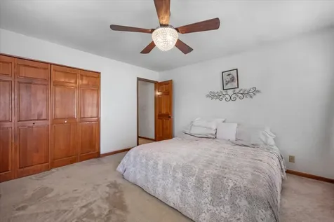 303 Torrington Drive Bloomingdale IL 60108