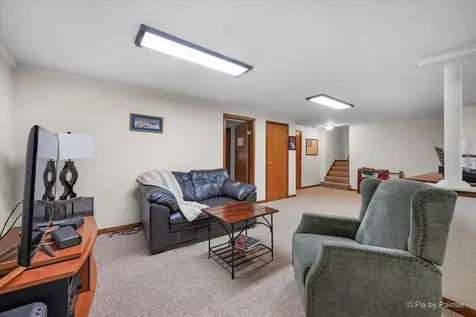 303 Torrington Drive Bloomingdale IL 60108
