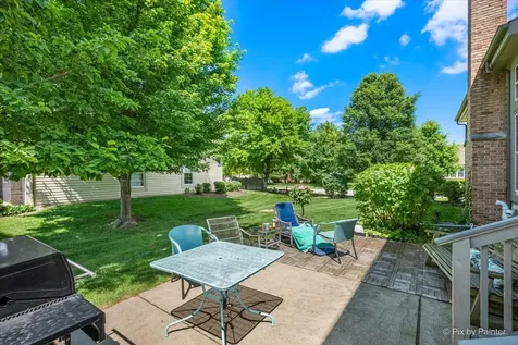 303 Torrington Drive Bloomingdale IL 60108