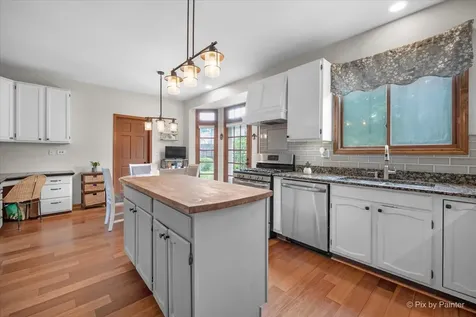 303 Torrington Drive Bloomingdale IL 60108
