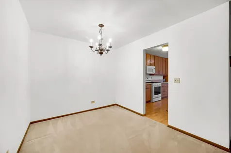 7000 Newport Drive Woodridge IL 60517